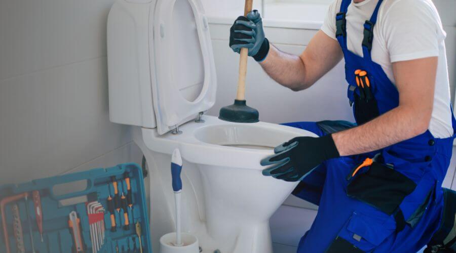 Professional emergency plumbing in Veteran, WY